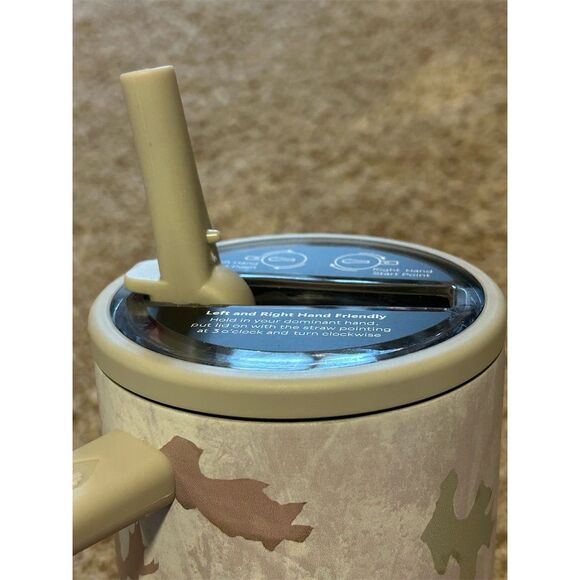 HydroJug Traveler 32oz Camo Insulated Tumbler Leak-Proof BPA Free - Picture 5 of 8